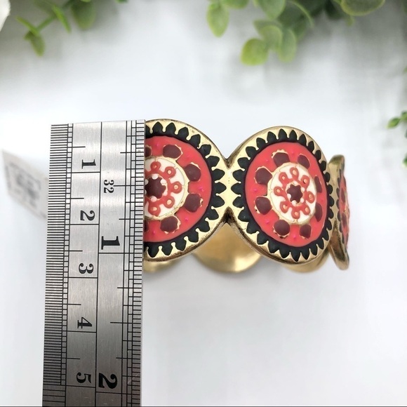 Lucky Brand Suzani Style Matte Enamel Mandala Scalloped Bangle Bracelet - Picture 8 of 11